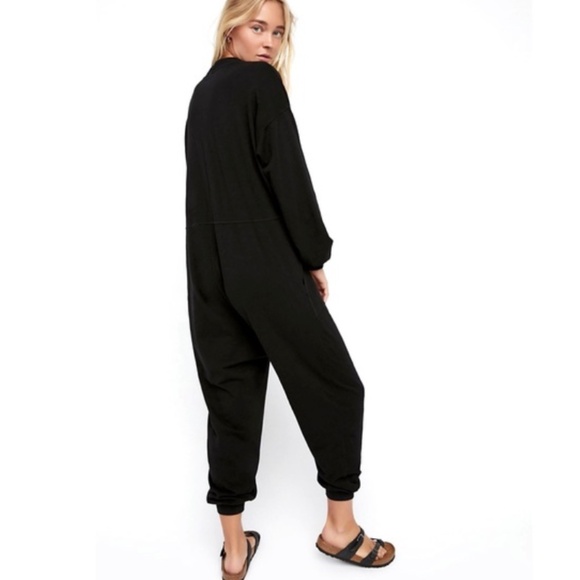 Free People Just Because Onesie Jumpsuit in Black Size Small Oversized Slouchy - Picture 2 of 16